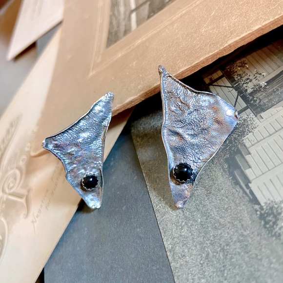 Artisan Made Sterling & Black Onyx Liquid Textured Triangle Pierced Earrings. - Picture 3 of 13